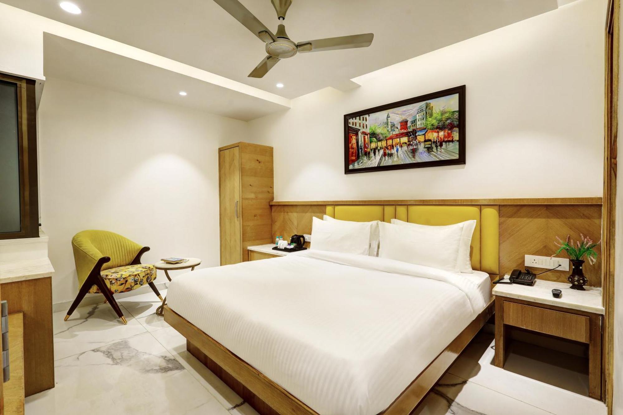 Hotel Namaste Hindustan Just A Minute Away From New Delhi Railway Station And Connaught Place Bagian luar foto
